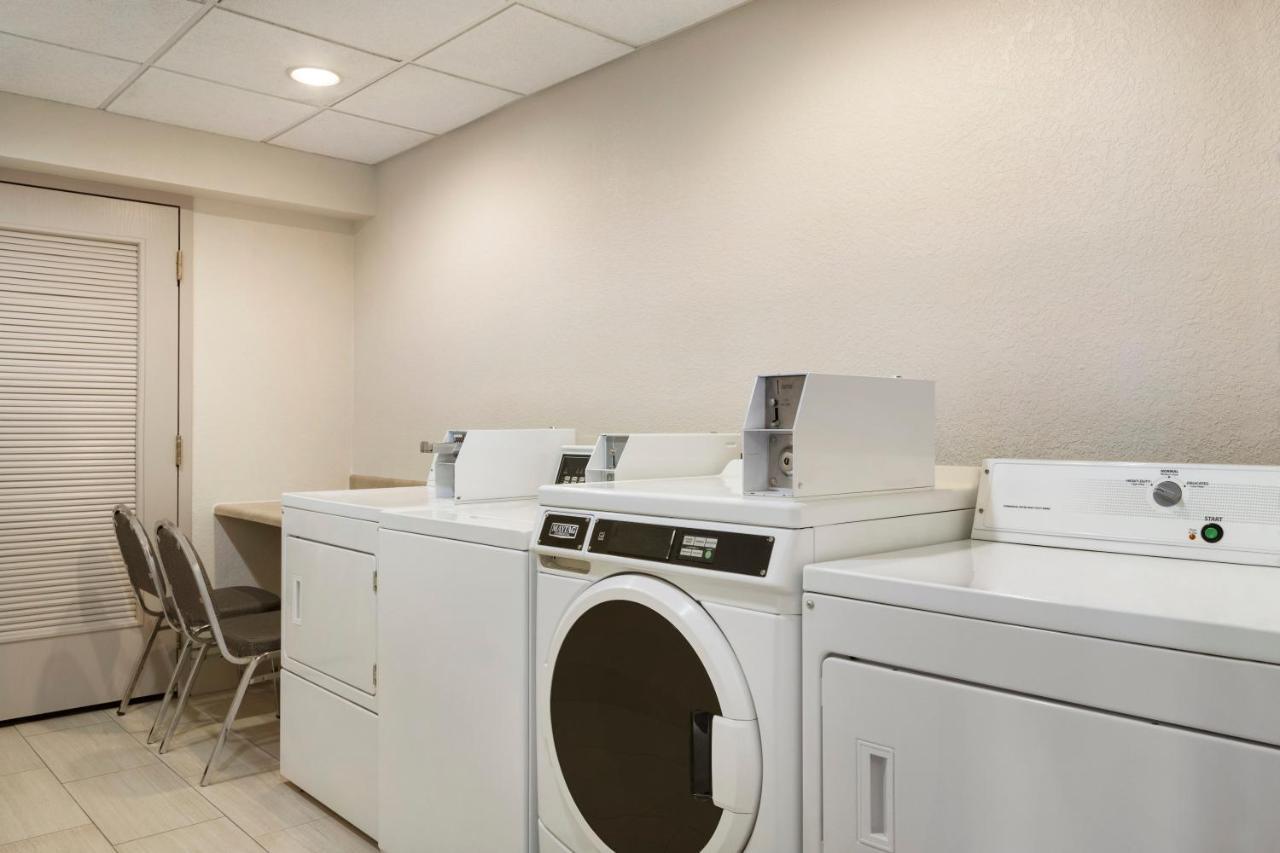 Holiday Inn Express & Suites Sarasota East By Ihg Vamo Buitenkant foto