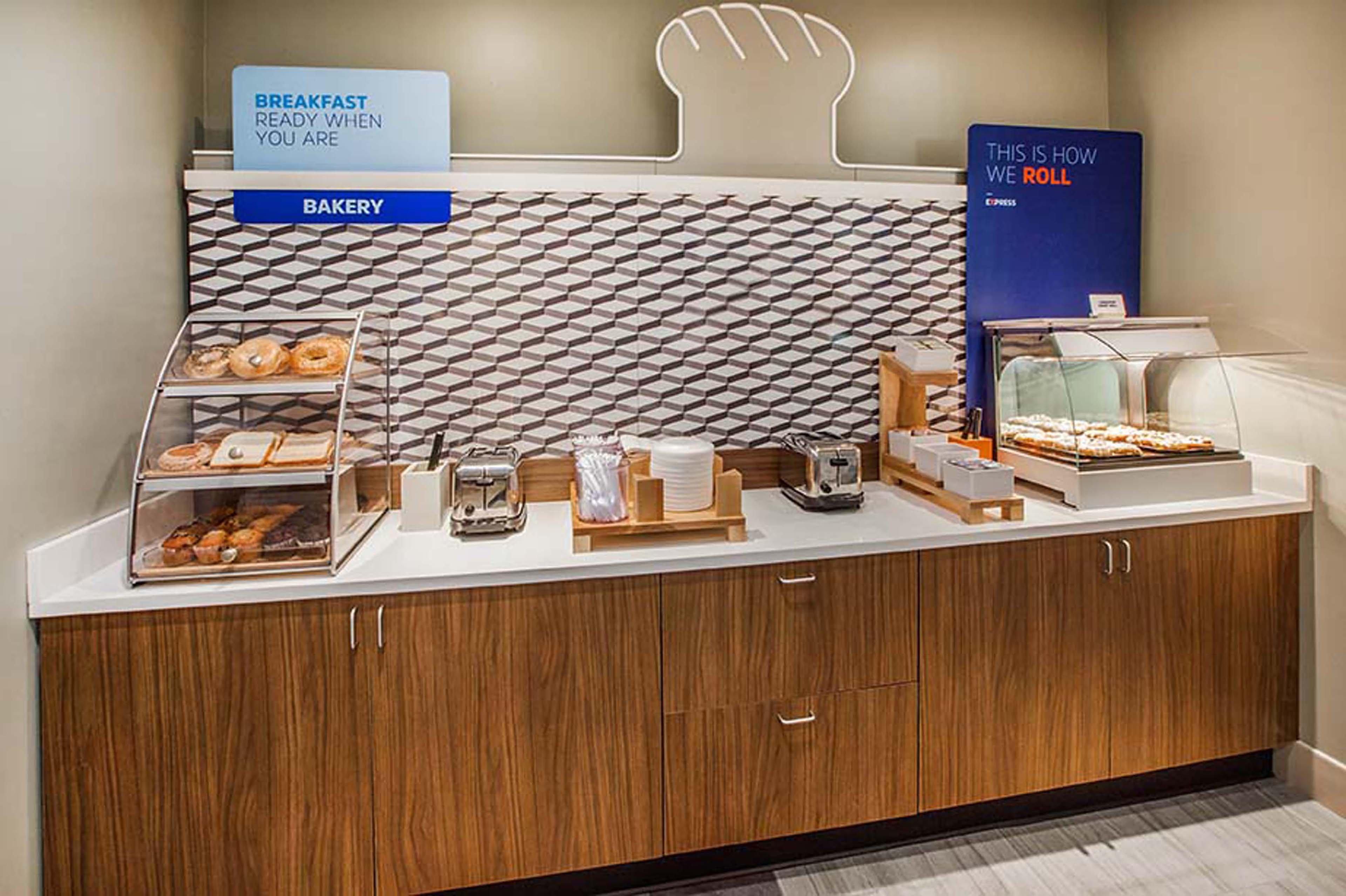 Holiday Inn Express & Suites Sarasota East By Ihg Vamo Buitenkant foto
