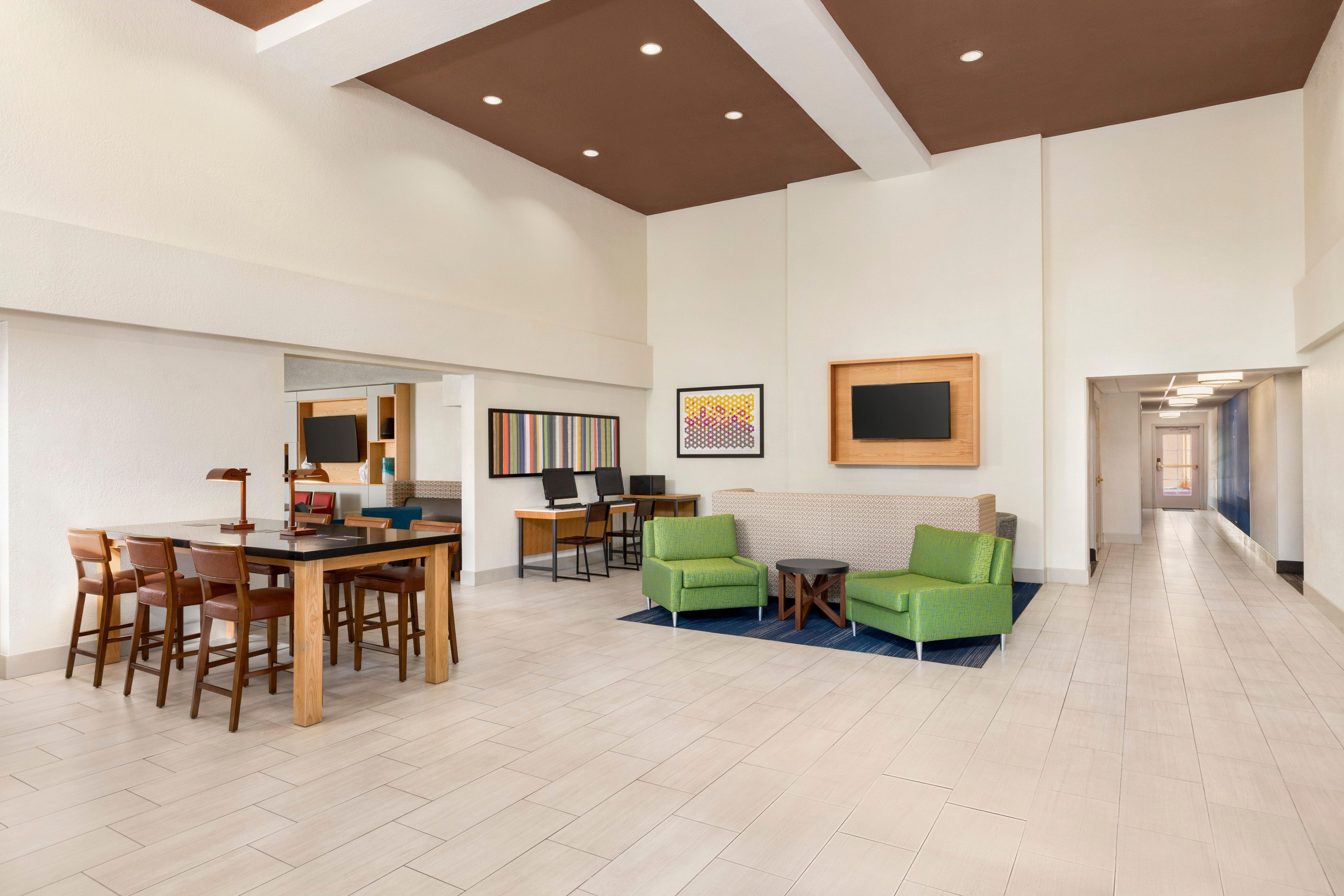 Holiday Inn Express & Suites Sarasota East By Ihg Vamo Buitenkant foto